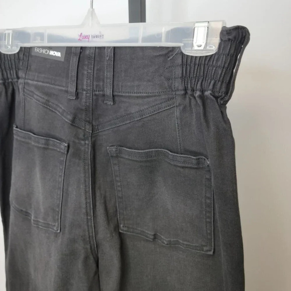 Fashion Nova High Waist Paperbag Mom Jeans - Picture 4 of 5